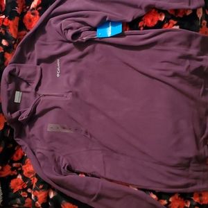 Columbia Fleece Pull Overs